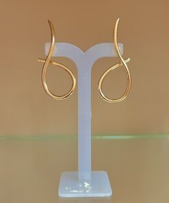 Brinco liso design