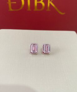 Brinco quadrado rosa