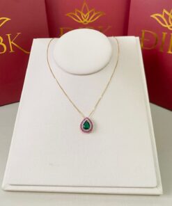Colar gota esmeralda