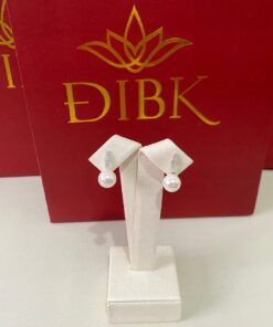 Brinco cravejado pérola