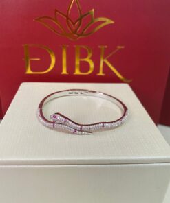 Bracelete cobra cravejado
