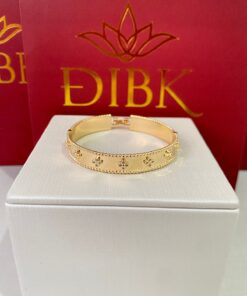 Bracelete trevo