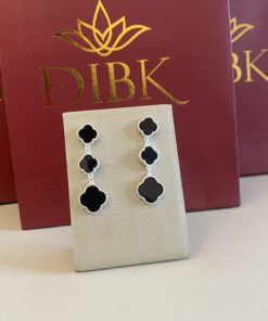Brinco longo van cleef preto