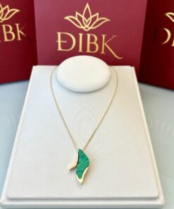 Colar design verde