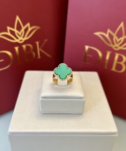 Anel van cleef verde