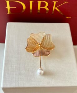 Broche flor pérola