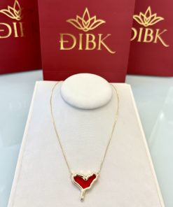 Colar coração orgânico vermelho
