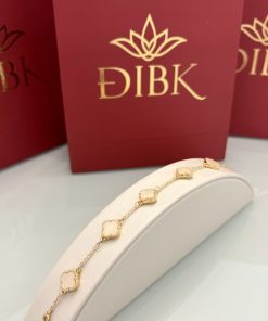 Pulseira Van Cleef  branca