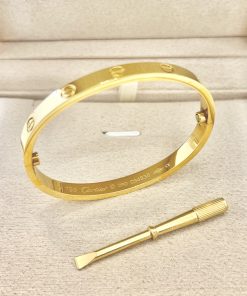 Bracelete cartier com chave Nº 16