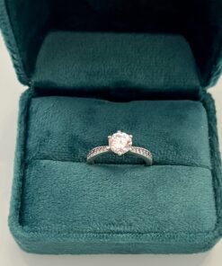 Anel Moissanite cravejado 6.5MM