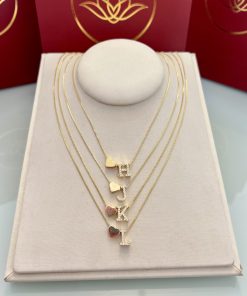 Colares letras/coração liso