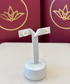 Brinco flor madrepérola