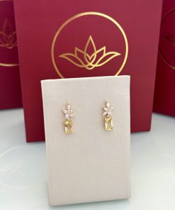 Brinco flor com pendente citrino