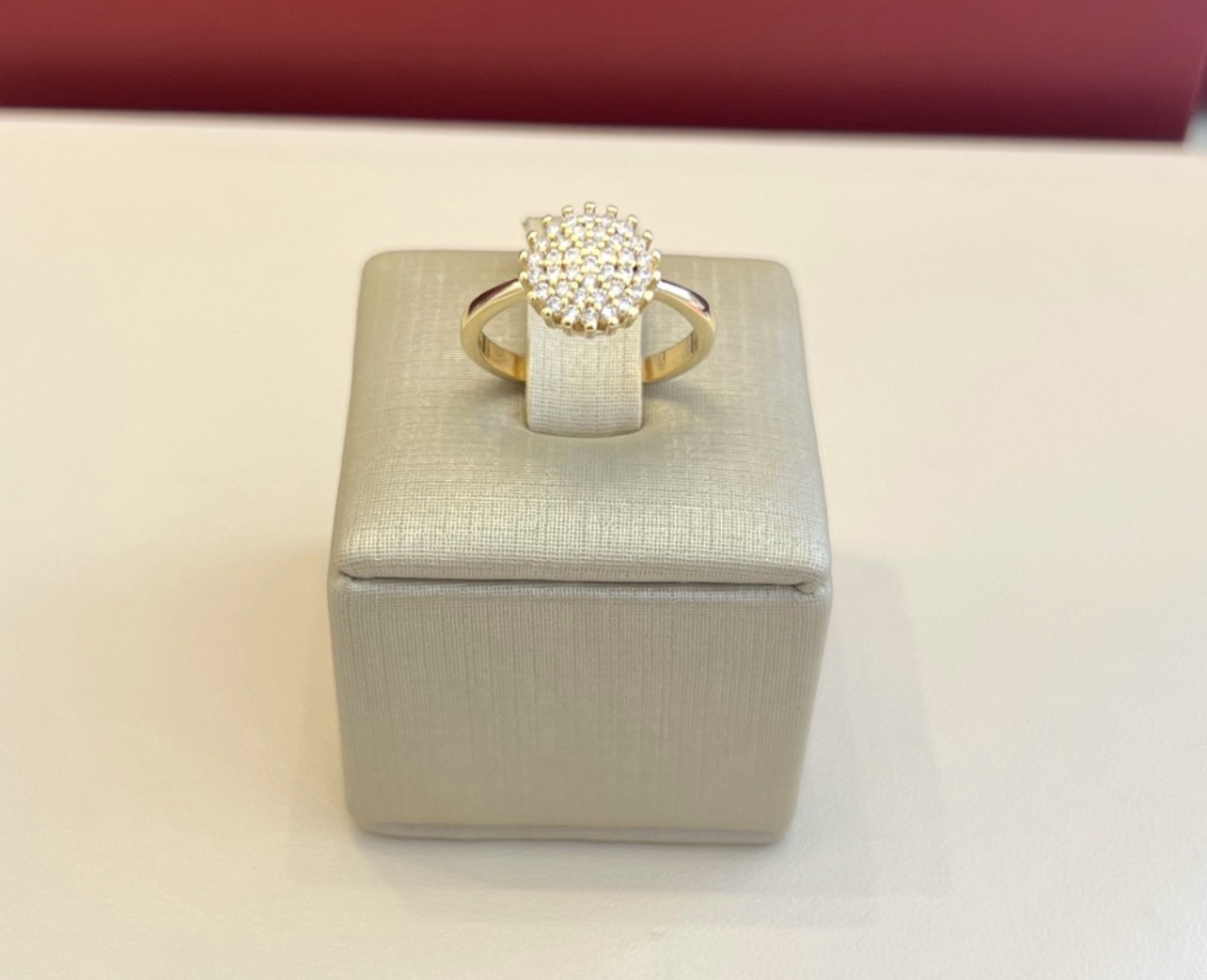 Anel chuveiro cravejado