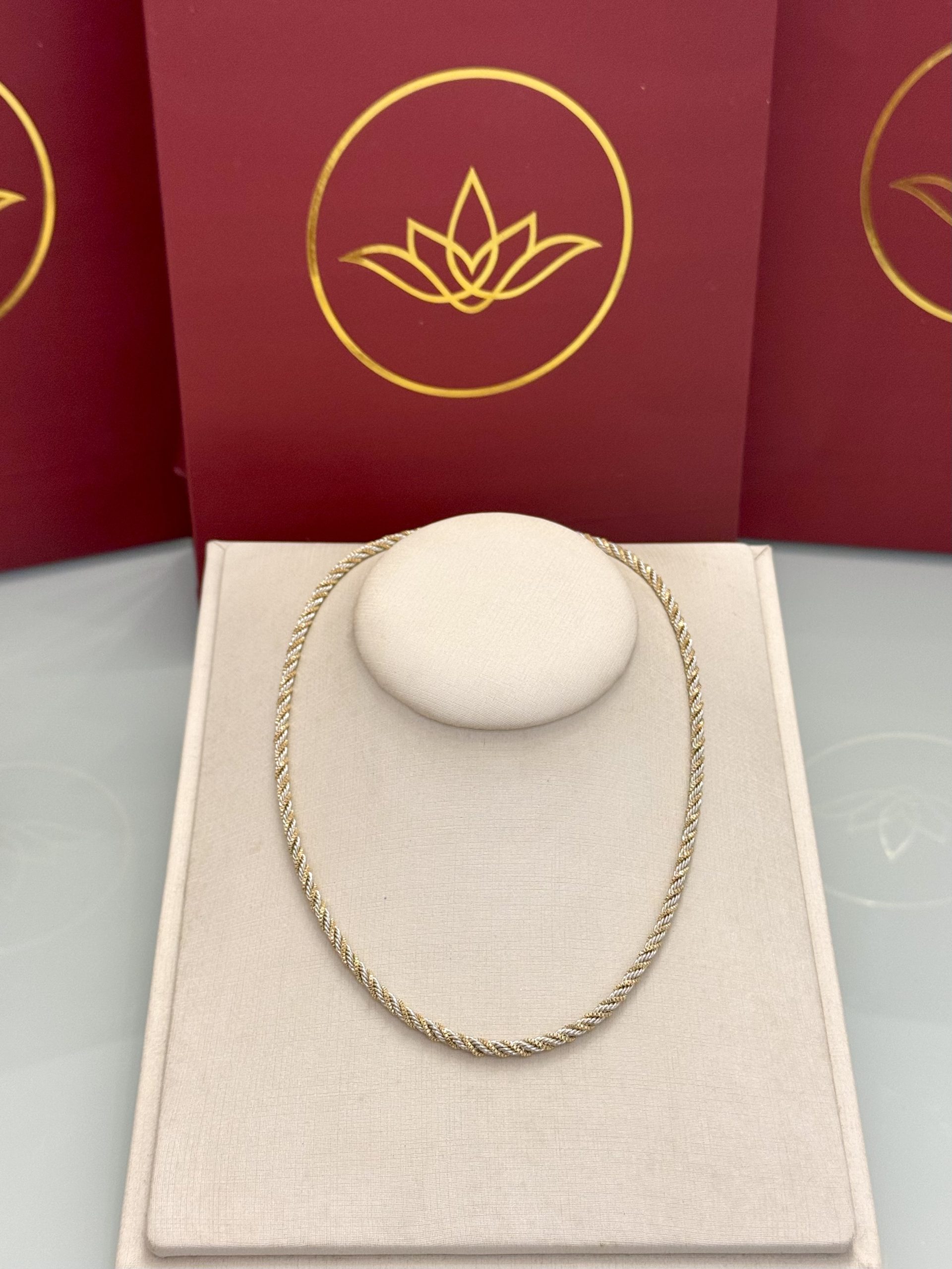 Colar baiano dois tons