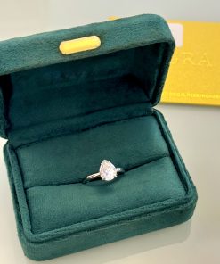 Anel moissanite gota 7X9mm