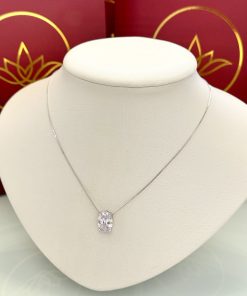Colar oval cristal