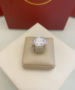Anel cristal quadrado