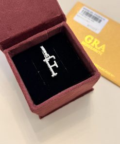 Pingente Moissanite letra F 2mm