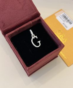 Pingente Moissanite letra G 2mm