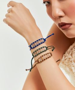 Pulseira regulável trançada cravejada