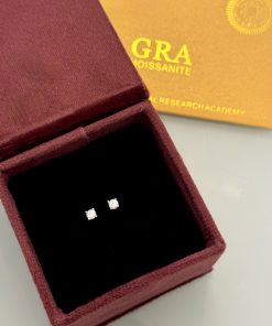 Brinco ponto de luz moissanite 3mm